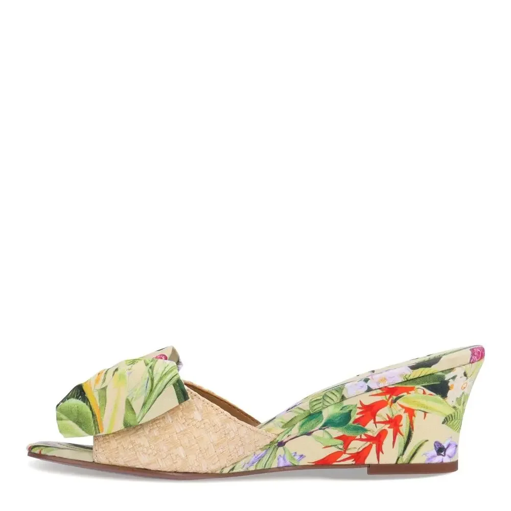 J. RENEE WOMENS MILENA NATURAL/GREEN/RED 11 M (B)